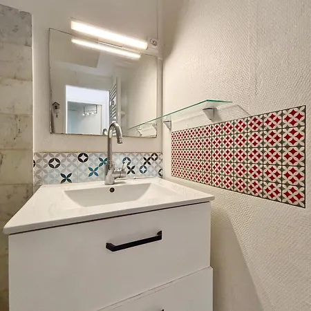 Les Baigneuses, - Apartment